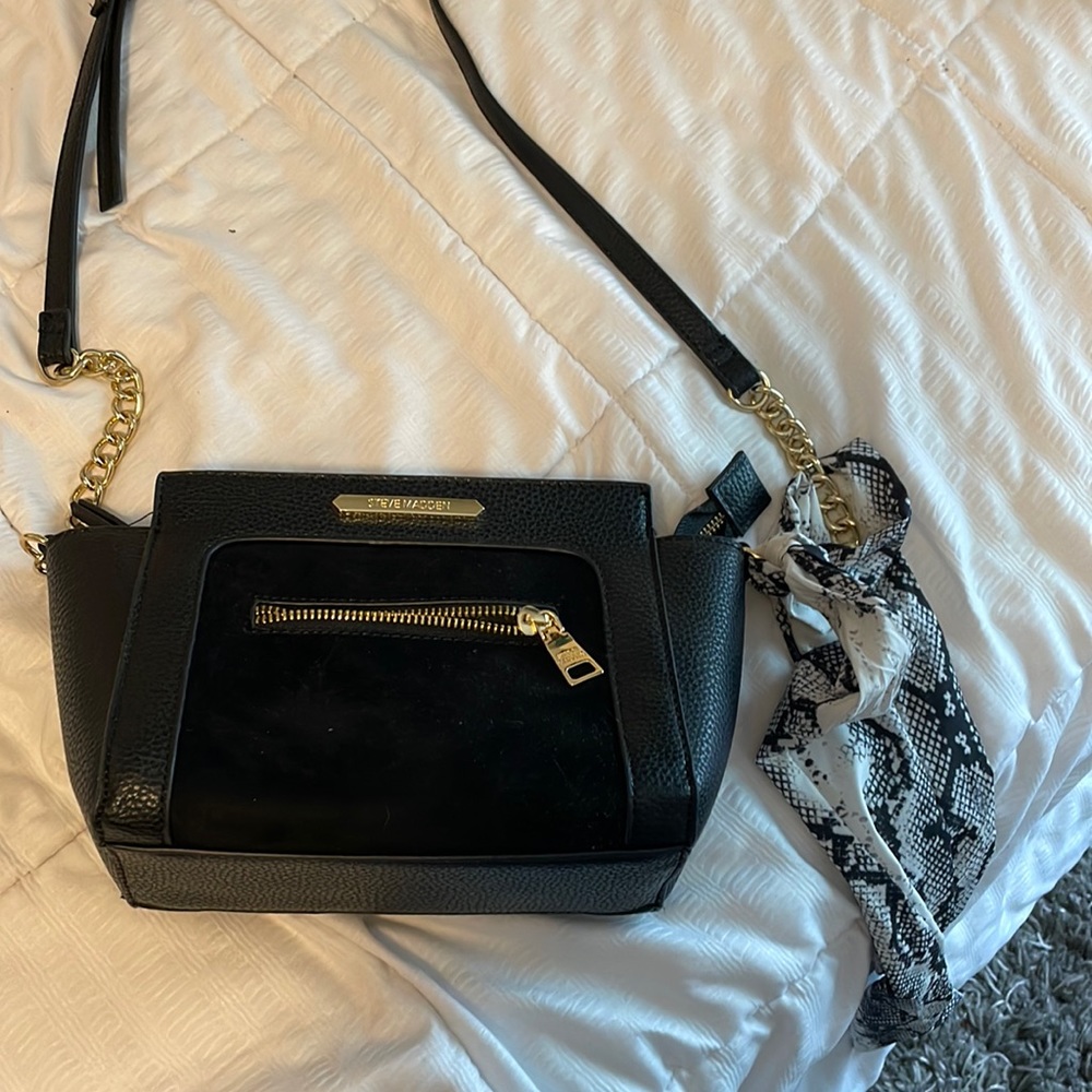 Steve Madden black and gold cross shoulder bag